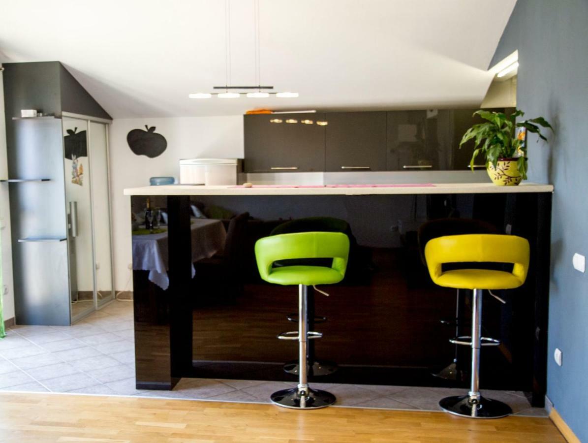 Ivana 2 Apartment *