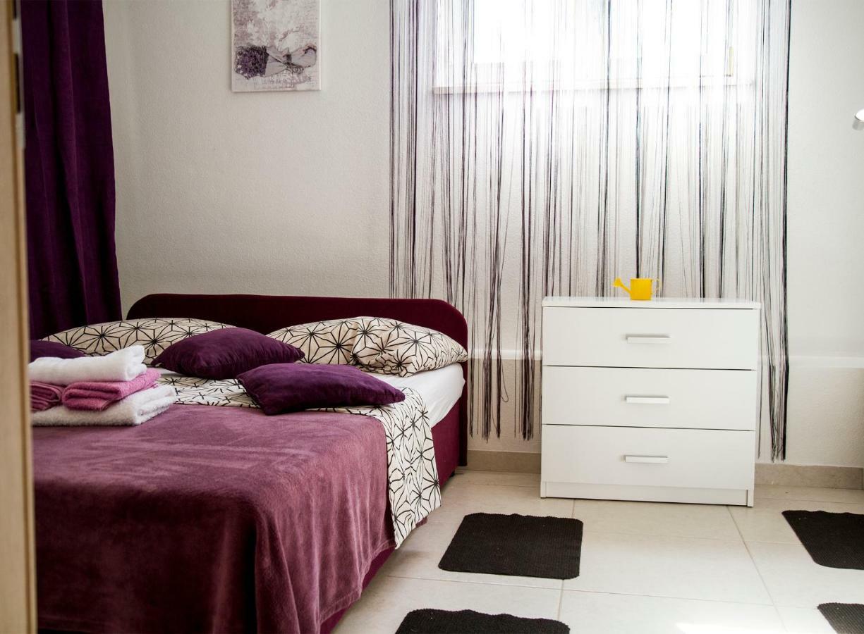Ivana 2 Apartment *