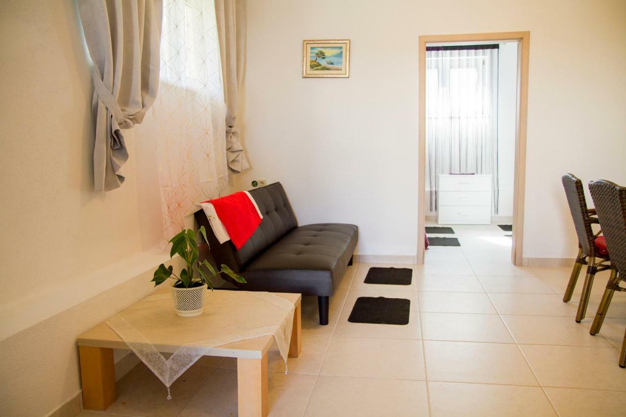 Ivana 2 Apartment